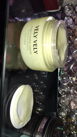 VELY VELY Yuja C-tamin Cream — 4.5점을 준 리뷰어가 2021년 4월 올린 사용 사진