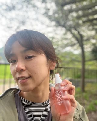 PERFUME HAZE HAIR &amp; BODY MIST 퍼퓸 헤이즈 헤어 &amp; 바디 미스트 — 4.5점을 준 리뷰어가 2023년 4월 올린 사용 사진