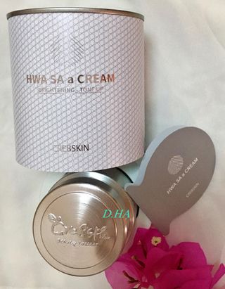CRE8SKIN(크리에이트스킨) 화사한크림 — 5점을 준 리뷰어가 2022년 4월 올린 사용 사진