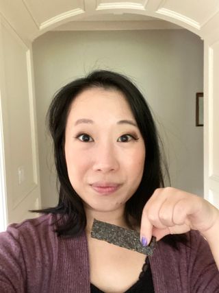 UNCLE NICK 한국 슈퍼 스낵 블랙 &amp; 블랙 김 스낵 — 5점을 준 리뷰어가 2021년 11월 올린 사용 사진