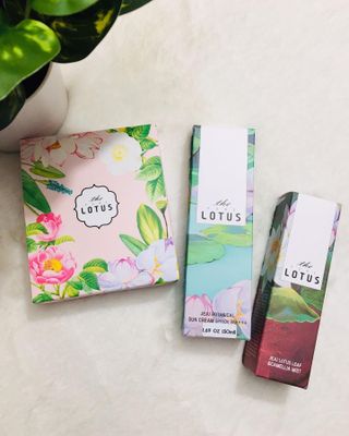 더 퓨어 로터스 제주 식물 선크림 / 제주 연잎 &amp; 동백 미스트 / 순수한 연꽃 어메니티 세트 — 5점을 준 리뷰어가 2022년 7월 올린 사용 사진
