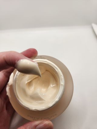 Jutanhak 안티에이징 멜라 크림 50ml / 1.69oz 잡티 &amp; 다크 스팟 케어 하이드레이팅 크림 — 5점을 준 리뷰어가 2023년 7월 올린 사용 사진