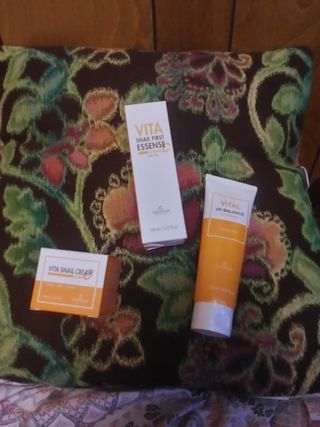 Vita Snail Trio Set [First Essence, Cream, Gel Cleanser] — 5점을 준 리뷰어가 2021년 9월 올린 사용 사진