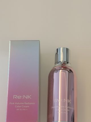 Re:NK 리엔케이 핑크 볼륨 래디언스 컬러크림 — 5점을 준 리뷰어가 2021년 10월 올린 사용 사진