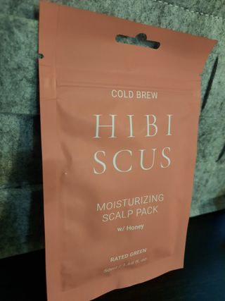 로즈마리 밸런싱 두피팩, 히비스커스 보습 두피팩, 타마누 오일 수딩 두피팩 3종 세트 — 5점을 준 리뷰어가 2022년 4월 올린 사용 사진