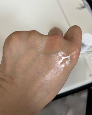PERFUME HAZE HAIR &amp; BODY MIST 퍼퓸 헤이즈 헤어 &amp; 바디 미스트 — 5점을 준 리뷰어가 2023년 4월 올린 사용 사진