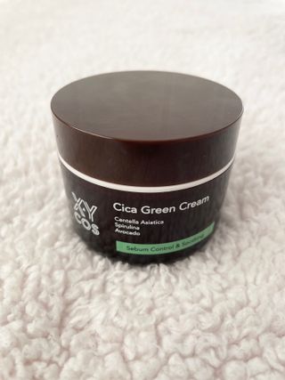 [XYCOS] Cica Green Cream (Vegan) — 5점을 준 리뷰어가 2022년 4월 올린 사용 사진