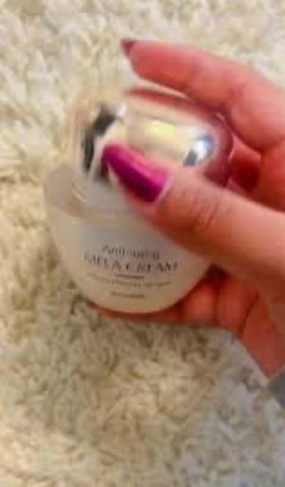 Jutanhak 안티에이징 멜라 크림 50ml / 1.69oz 잡티 &amp; 다크 스팟 케어 하이드레이팅 크림 — 5점을 준 리뷰어가 2023년 10월 올린 사용 사진