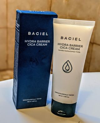 바시엘 BACIEL 바시엘 하이드라 베리어 시카 크림 — 5점을 준 리뷰어가 2021년 5월 올린 사용 사진