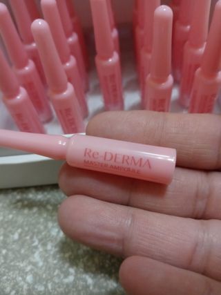 이지듀 리더마 마스터 앰플 1ml x 20 바이알 — 5점을 준 리뷰어가 2021년 4월 올린 사용 사진