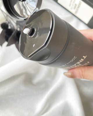 나인레스 매지나인 필 업 실크 트리트먼트 200ml 6.76 fl. 온스 유형에 남겨 — 5점을 준 리뷰어가 2022년 4월 올린 사용 사진