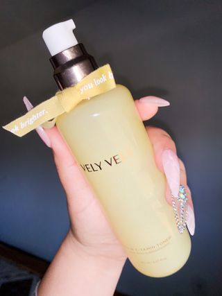 VELY VELY Yuja C-Tamin Toner — 5점을 준 리뷰어가 2021년 4월 올린 사용 사진