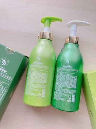 ゴールドプラスセット(シャンプー500g x 1ea/トリートメント500ml X 1ea) — 5점을 준 리뷰어가 2023년 3월 올린 사용 사진