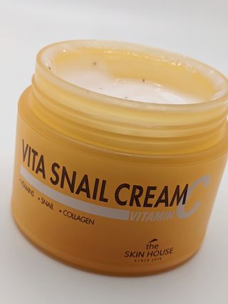 [THE SKIN HOUSE] Vita Snail Cream — 5점을 준 리뷰어가 2022년 4월 올린 사용 사진