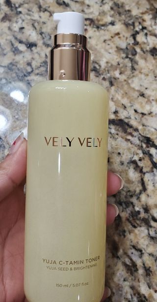 VELY VELY Yuja C-Tamin Toner — 5점을 준 리뷰어가 2021년 4월 올린 사용 사진