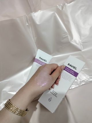 라비엘 RAVIEL 퍼플 쥬얼 클린 필 오프 팩, 마일드 블랙헤드 리무버, 4.1 fl oz(120ml) — 3점을 준 리뷰어가 2023년 4월 올린 사용 사진