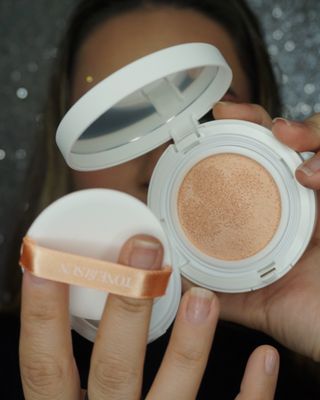 TONEfitSUN 쿠션 12g 비건 톤업 선쿠션 한국산 SPF 50+/ PA++++ — 3.5점을 준 리뷰어가 2023년 1월 올린 사용 사진