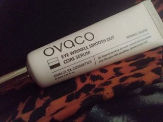 오바코 ovaco eye wrinkle smooth out serum — 5점을 준 리뷰어가 2022년 2월 올린 사용 사진