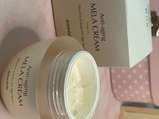 Jutanhak 안티에이징 멜라 크림 50ml / 1.69oz 잡티 &amp; 다크 스팟 케어 하이드레이팅 크림 — 4.5점을 준 리뷰어가 2023년 7월 올린 사용 사진
