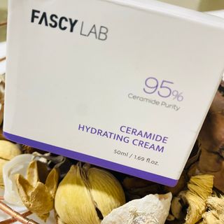 파시랩 USA_[FASCY LAB] 세라마이드 하이드레이팅 크림 — 5점을 준 리뷰어가 2021년 9월 올린 사용 사진