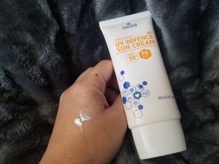 트리티스 US [TREATIS] UV Defence Sun Cream PA+++ / SPF50+ — 5점을 준 리뷰어가 2021년 2월 올린 사용 사진