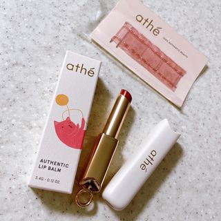 ATHE AUTHENTIC AIRY LIP BALM / 비건립밤 / 어센틱립밤 / 에어리립밤 (수정 요청) — 5점을 준 리뷰어가 2022년 8월 올린 사용 사진