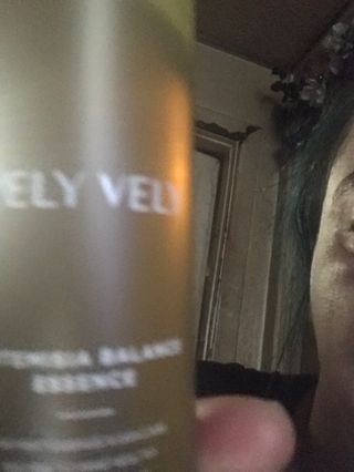 VELY VELY Artemisia Balance Essence — 5점을 준 리뷰어가 2021년 5월 올린 사용 사진