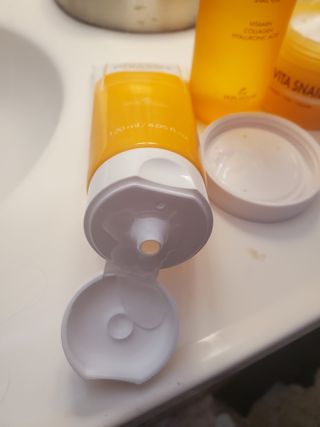 Vita Snail Trio Set [First Essence, Cream, Gel Cleanser] — 4점을 준 리뷰어가 2021년 8월 올린 사용 사진