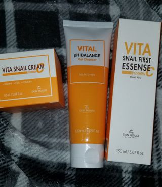 Vita Snail Trio Set [First Essence, Cream, Gel Cleanser] — 4점을 준 리뷰어가 2021년 9월 올린 사용 사진