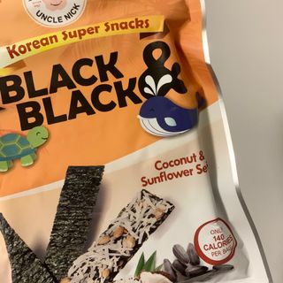 UNCLE NICK 한국 슈퍼 스낵 블랙 &amp; 블랙 김 스낵 — 5점을 준 리뷰어가 2021년 11월 올린 사용 사진