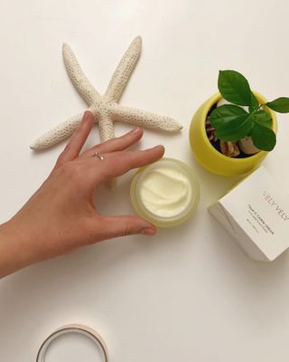 VELY VELY Yuja C-tamin Cream — 5점을 준 리뷰어가 2021년 5월 올린 사용 사진