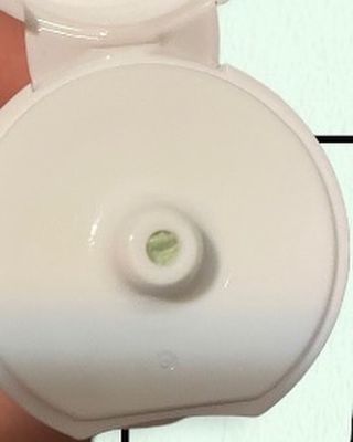 라비엘 머그워트 그린머드 팩투폼 페이스 클렌저, 4.1fl oz(120ml), 2-in-1 멀티 클렌저 — 4점을 준 리뷰어가 2022년 9월 올린 사용 사진