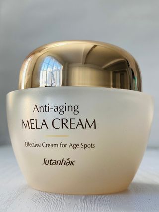 Jutanhak 안티에이징 멜라 크림 50ml / 1.69oz 잡티 &amp; 다크 스팟 케어 하이드레이팅 크림 — 3점을 준 리뷰어가 2022년 11월 올린 사용 사진