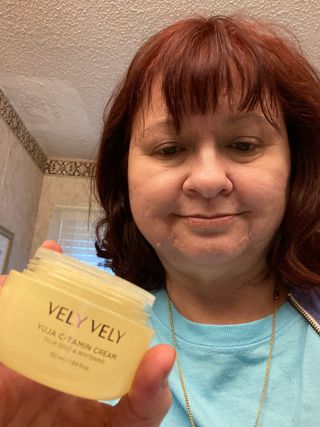 VELY VELY Yuja C-tamin Cream — 4점을 준 리뷰어가 2021년 4월 올린 사용 사진