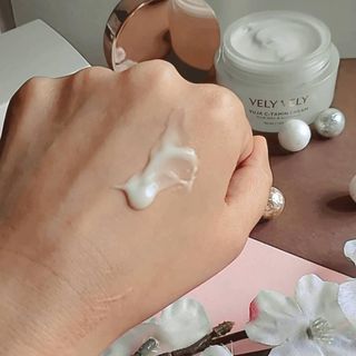 VELY VELY Yuja C-tamin Cream — 5점을 준 리뷰어가 2021년 5월 올린 사용 사진