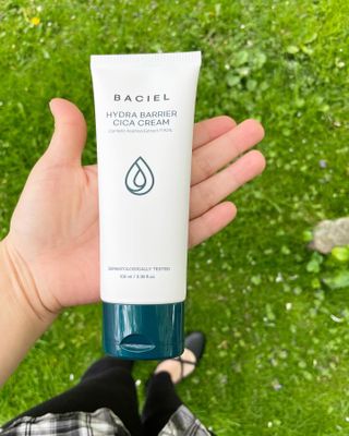 바시엘 BACIEL 바시엘 하이드라 베리어 시카 크림 — 5점을 준 리뷰어가 2021년 5월 올린 사용 사진