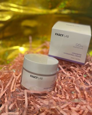 파시랩 USA_[FASCY LAB] 세라마이드 하이드레이팅 크림 — 4.5점을 준 리뷰어가 2022년 1월 올린 사용 사진