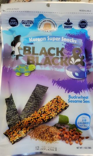 UNCLE NICK 한국 슈퍼 스낵 블랙 &amp; 블랙 김 스낵 — 5점을 준 리뷰어가 2021년 10월 올린 사용 사진