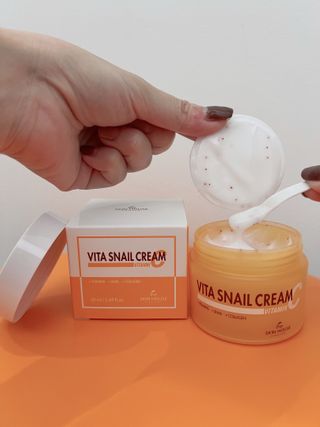 [THE SKIN HOUSE] Vita Snail Cream — 5점을 준 리뷰어가 2022년 11월 올린 사용 사진