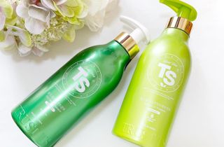 ゴールドプラスセット(シャンプー500g x 1ea/トリートメント500ml X 1ea) — 3점을 준 리뷰어가 2023년 3월 올린 사용 사진
