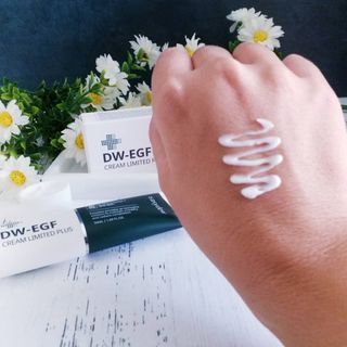 이지듀 DW-EGF 크림 리미티드 플러스 1.69 FL.Oz — 5점을 준 리뷰어가 2021년 9월 올린 사용 사진