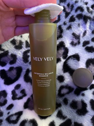 VELY VELY Artemisia Balance Essence — 5점을 준 리뷰어가 2021년 3월 올린 사용 사진