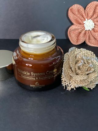[THE SKIN HOUSE] Wrinkle System Cream — 5점을 준 리뷰어가 2021년 11월 올린 사용 사진