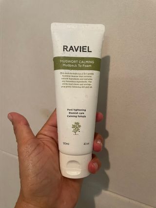 라비엘 머그워트 그린머드 팩투폼 페이스 클렌저, 4.1fl oz(120ml), 2-in-1 멀티 클렌저 — 4.5점을 준 리뷰어가 2022년 9월 올린 사용 사진
