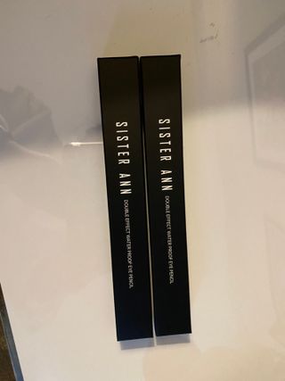 씨스터앤 시스터앤 더블이펙트 워터프루프 아이펜슬_미국 — 5점을 준 리뷰어가 2022년 1월 올린 사용 사진
