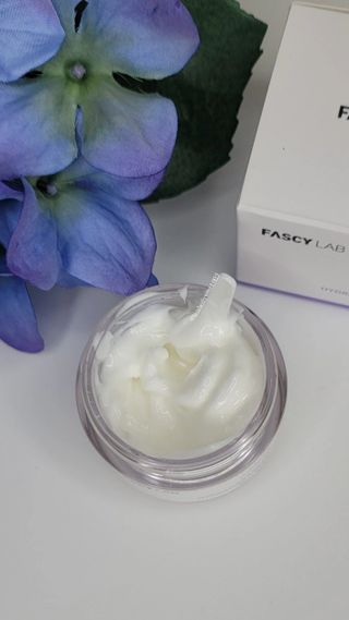 파시랩 USA_[FASCY LAB] 세라마이드 하이드레이팅 크림 — 4.5점을 준 리뷰어가 2021년 9월 올린 사용 사진
