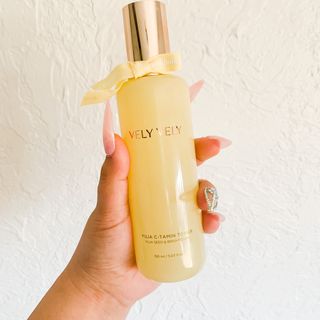 VELY VELY Yuja C-Tamin Toner — 5점을 준 리뷰어가 2021년 4월 올린 사용 사진