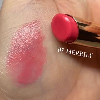 ATHE AUTHENTIC AIRY LIP BALM / 비건립밤 / 어센틱립밤 / 에어리립밤 (수정 요청) — 5점을 준 리뷰어가 2022년 8월 올린 사용 사진