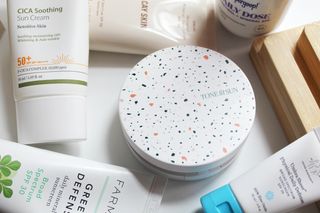 TONEfitSUN 쿠션 12g 비건 톤업 선쿠션 한국산 SPF 50+/ PA++++ — 4점을 준 리뷰어가 2023년 2월 올린 사용 사진