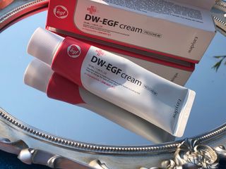 이지듀 DW-EGF 크림 프레섬 RX 1.69 FL.Oz — 4.5점을 준 리뷰어가 2021년 7월 올린 사용 사진